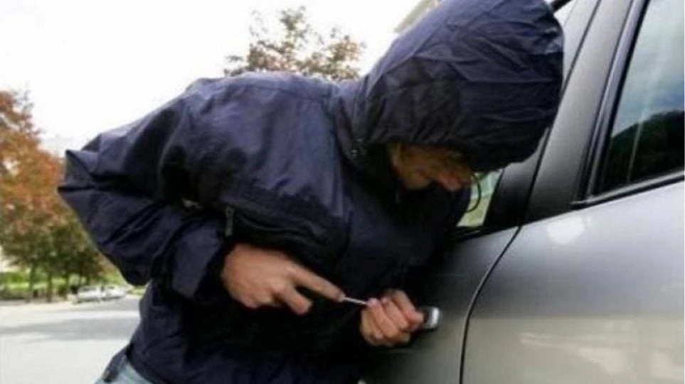 Διαρρήκτης αυτοκινήτων συνελήφθη στο Ηράκλειο